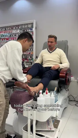 A post by @carlcunard on TikTok caption: Men can do it too right? 💅🏼