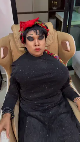 A post by @tigercryy on TikTok caption: ติดโรคมะเดี่ยว #เลิ่กลั่ก 