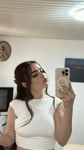A post by @_ancutaaa_ on TikTok