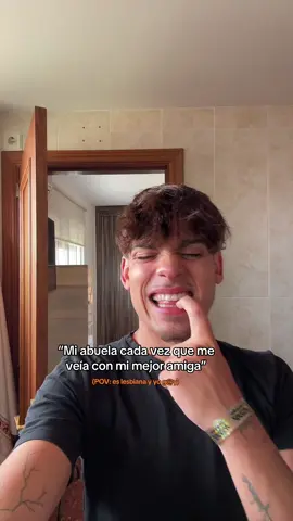 A post by @sisoyadriianestevee on TikTok caption: Ups