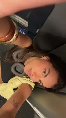 A post by @francescacuccuru on TikTok caption: Non sono pronta per il caldo milanese😵‍💫 In collaboraIone con @WarnerMusicItaly 