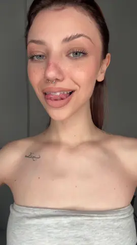 A post by @ilaria_pariss on TikTok caption: hit