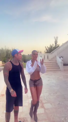 A post by @soccins on TikTok caption: A tra poco 🩵