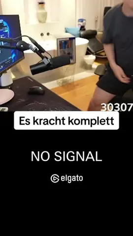 A post by @papaplatte on TikTok caption: Mario Maker bricht mich #papaplatte 
