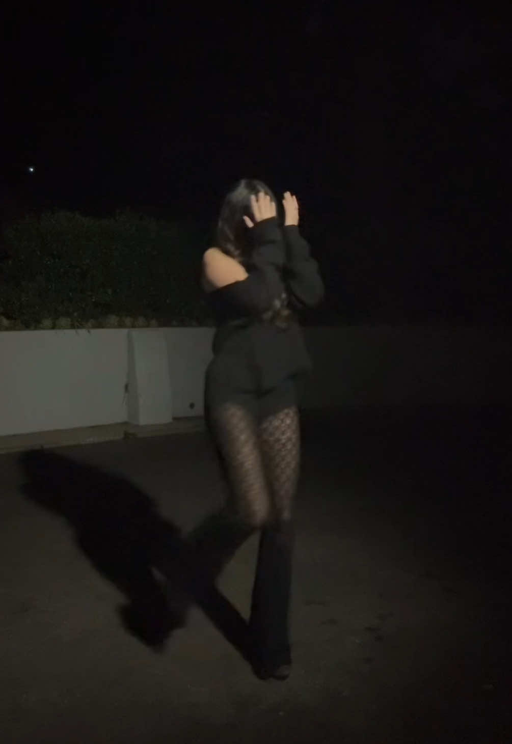 A post by @soph1efergi on TikTok caption: flash 