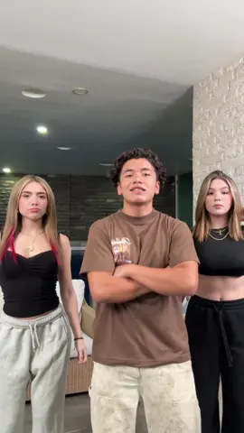 A post by @familyluigi on TikTok caption: 🇲🇽 @Allisson Mía @karen torres💗 