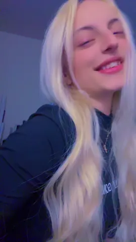 A post by @ninamaya81 on TikTok caption: #schiteee #saajungaviral #foruyou 