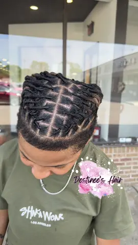 A post by @destineeshair on TikTok caption: Replying to @Veronica Gains for my people ✊🏼 #detroitstylist #detroitbraider #detroithair #hair #hairstyles #hairtransformation #hairgoals #bundles #hairstyling #braidstyles #braiders #braidedhairstyles #westland #braidsmichigan #wig#wiginstall #michiganbraider #michigan #explorepage #explore #detroit #detroitbraider #dearborn #wigoligist #blackbraider #locstyles 