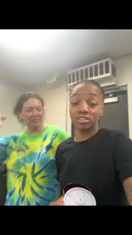 A post by @bozoam on TikTok caption: Let shawty cook 🤣💯 @ansleytaylor33 #fyp #foryou 