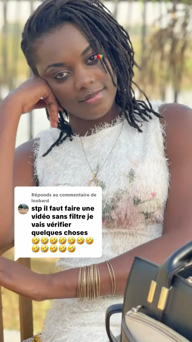 A post by @zeinabe088 on TikTok caption: Réponse à @loubard         Prince à vie🥰🥰🥰🥰
