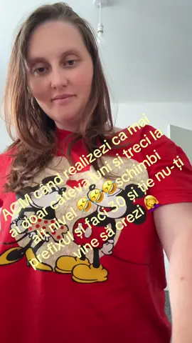 A post by @mari23079 on TikTok caption: #mamicade4💙💙💖💖 #england 