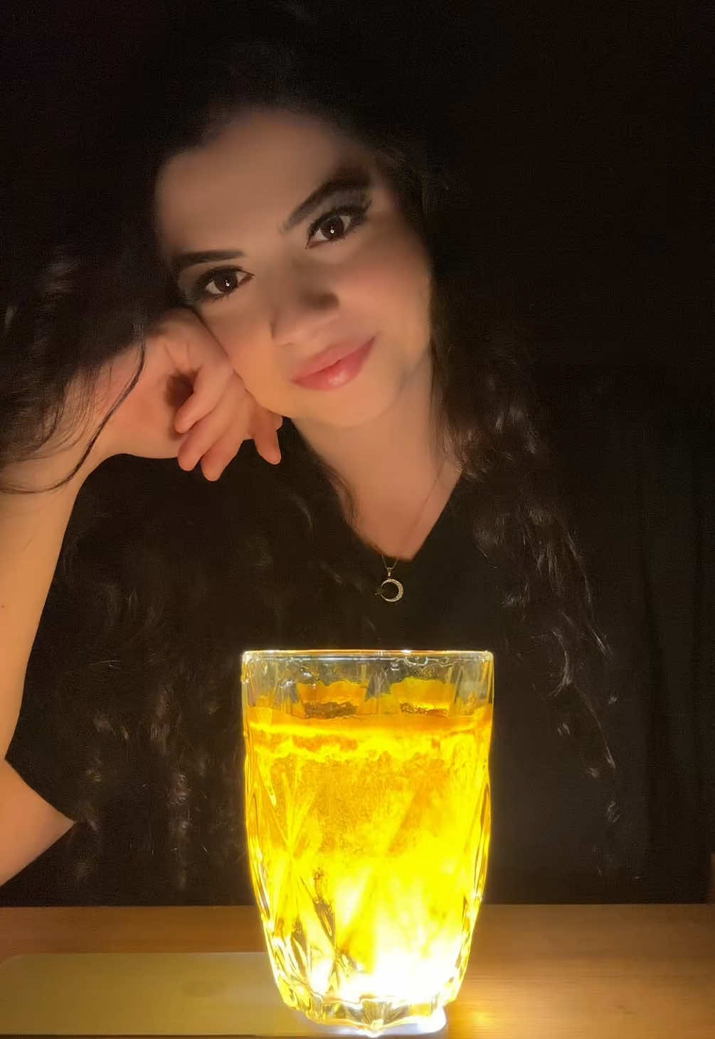 A post by @tugcedmr61 on TikTok caption: Wow✨ #turmerictrend #fyp 