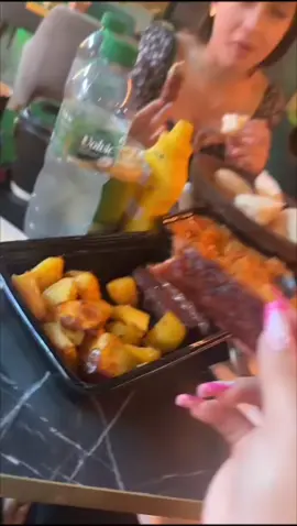 A post by @carmenelenamc on TikTok caption: @denisanicoleta0413 