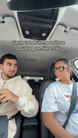 A post by @naelleziente on TikTok caption: Elle a eu son permis hier et j’ai fait l’erreur de la laisser conduire 