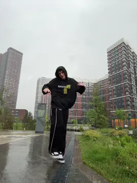 A post by @ba.bich_ on TikTok caption: у меня трусы мокрые, если что