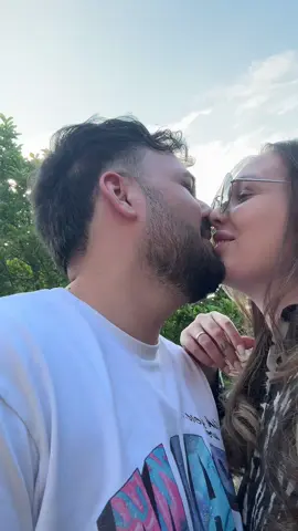 A post by @tinadrip on TikTok caption: 🤣🤣🤣🤣🤣@Lari Turneanu 