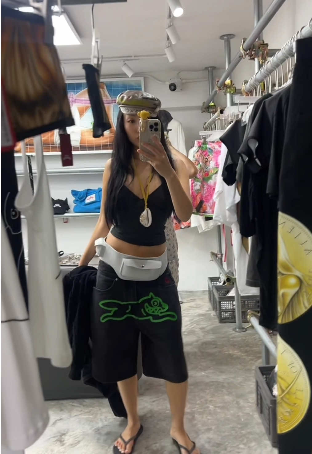 A post by @ on TikTok caption: Let’s go shopping at @I WANNA BANGKOK  📍Bangkok 💕✨