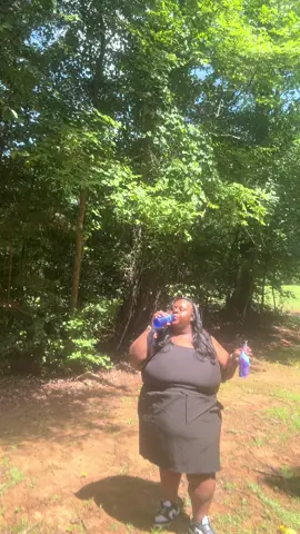 A post by @iamchelseyh on TikTok caption: It’s Friday and I got my @Organixboost tea and I and feeling amazing 🤩 I’m loving the results #noexcuses 