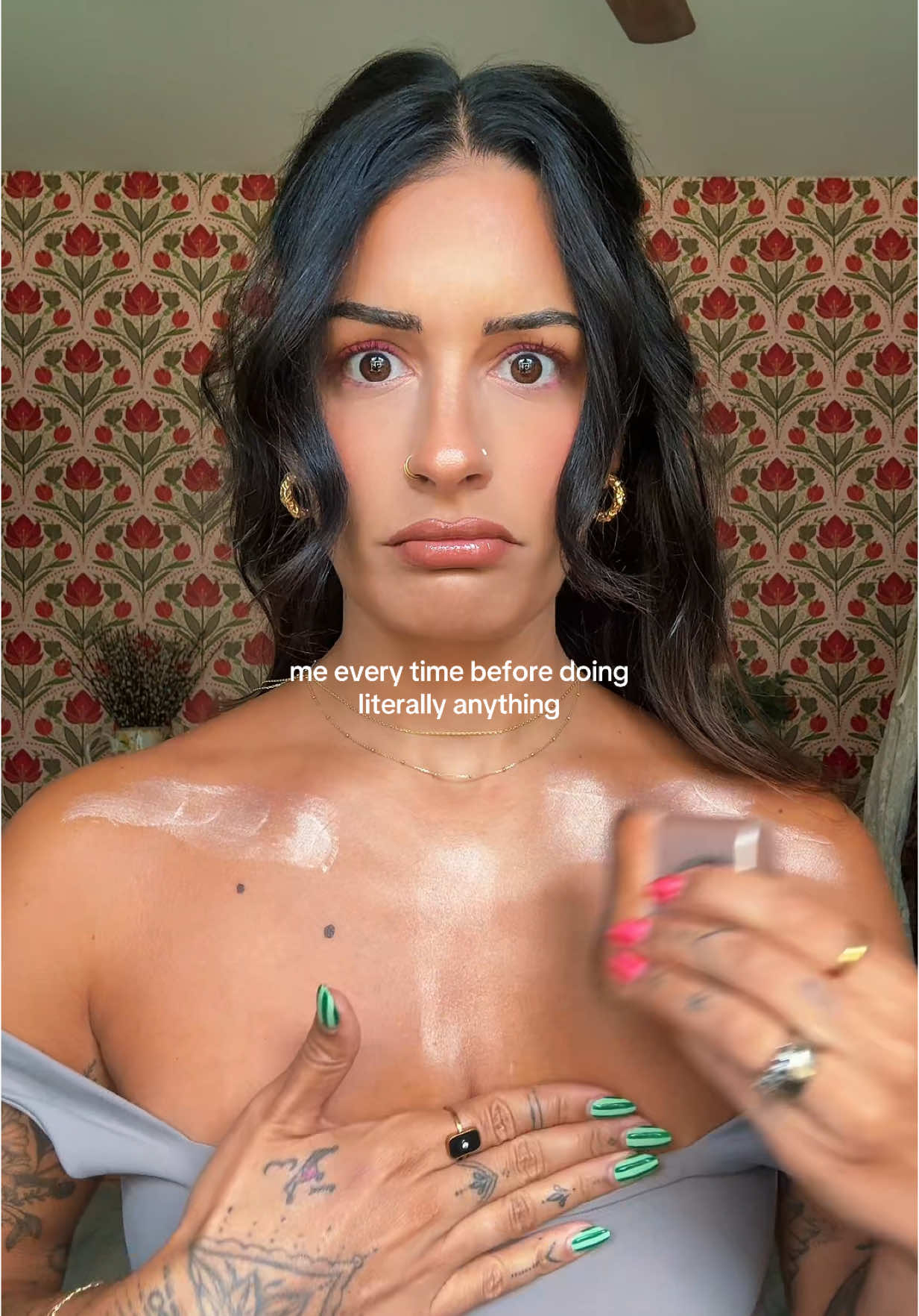 A post by @madeandtaylored on TikTok caption: Fully refuse to leave the house without looking like a highlighter #madeandtaylored 
