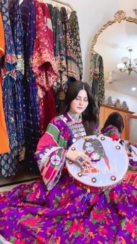 A post by @kubrakhan665 on TikTok caption: ❤️🇦🇫#kubrakhan665 @Mahtaab.collection 