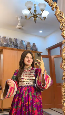A post by @kubrakhan665 on TikTok caption: ❤️#kubrakhan665 @Mahtaab.collection 