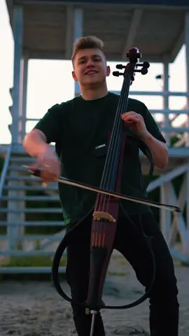 A post by @diugcello on TikTok caption: Samba de janeiro 🇧🇷 #cello #viral