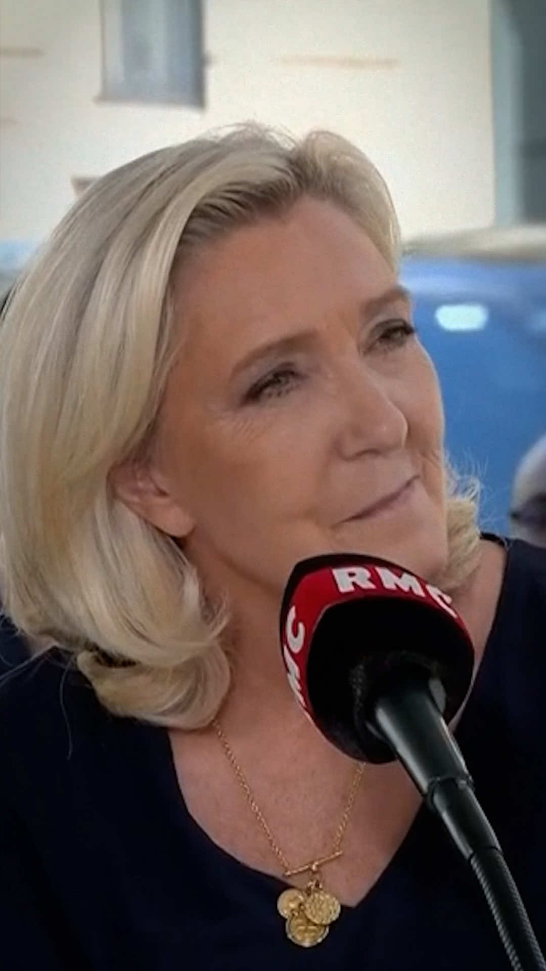 A post by @mlp.officiel on TikTok caption: Toujours bon de rappeler quelques vérités sur l’immigration 😌