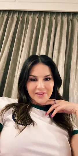 A post by @sunnyleone on TikTok caption: #tiktoklive #livehighlights first live show! Hi everyone!! 