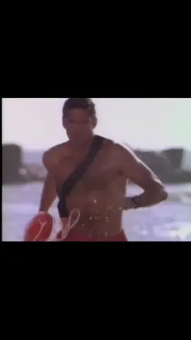 A post by @deso_latee on TikTok caption: Kandidaten für Baywatch 2025 😍 #fürdich #foryoupage❤️❤️ #viralvideos #filmclips #fyyyyyyyyyyyyyyyy #funnytiktok #fyp 