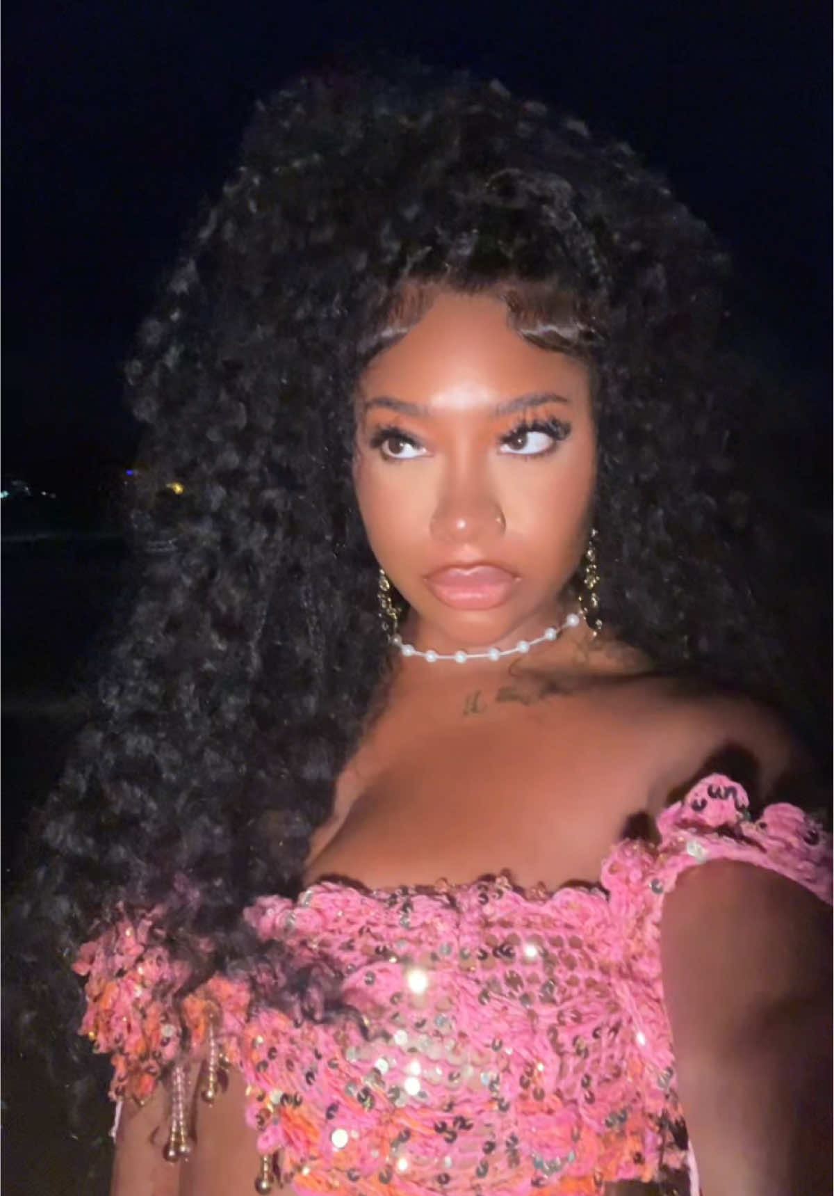 A post by @itsnatiajah on TikTok caption: <3 everybody go follow my backup page @Itsnatiajah2 💕 #fy #blackgirktiktok 