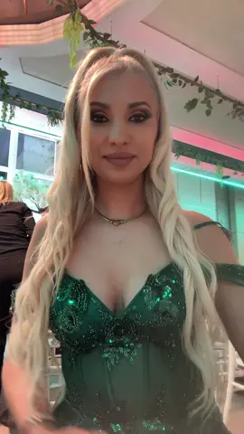 A post by @ciriblan.florentina on TikTok caption: #❤️❤️❤️ 