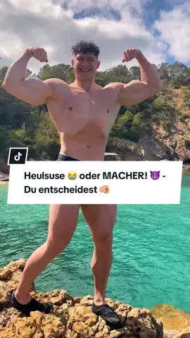 A post by @kaygedan on TikTok caption: Heulsuse 😭 oder MACHER! 😈 - Du entscheidest 🫵🏼 #muskelaufbau #fitness #gymtips #fitnesstips #sommer 