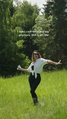 A post by @monicaraduofficial on TikTok caption: Vă doresc un vibe ca acesta 🤍 Video : @Elena Vasile @Eva Creative  Locație : @Alpin Resort Hotel 
