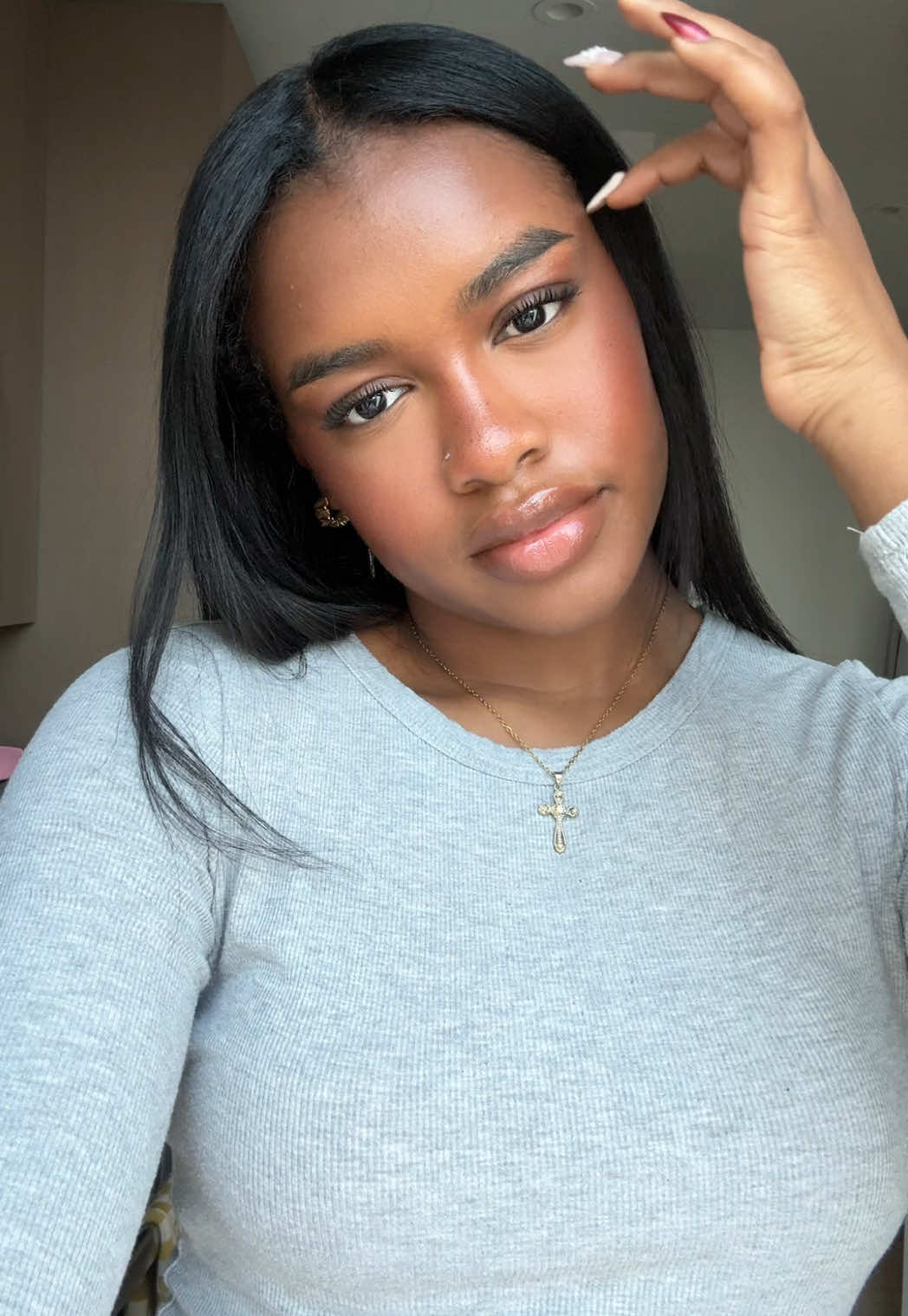 A post by @charismastev on TikTok caption: Yes I am in my kitchen #makeuptutorial #makeuproutine 