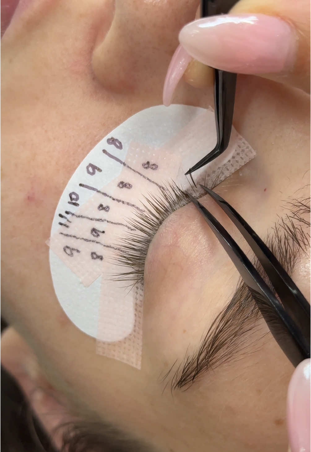 A post by @mauvellalashacademy on TikTok caption: It’s so important to learn the basics first when taking a lash training. If you skip the fundamentals and jump straight into advanced sets, you’ll end up feeling discouraged and stuck. Not because you’re not good, but because you didn’t start with the skills you actually need to succeed! #lashtraining #lashartisteducation #beginnerlashtips #lashtrainingcourse #onlinelashtraining