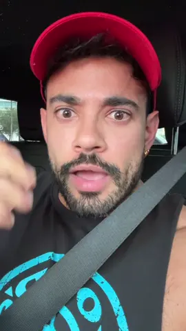 A post by @aospinad_tt on TikTok caption: yo conozco un par de guerreros 