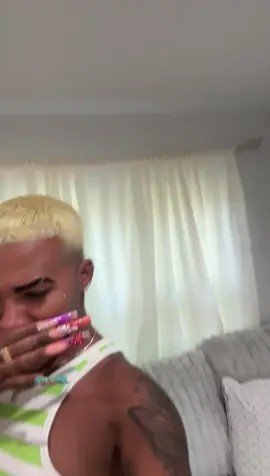 A post by @theyhatedaboy on TikTok caption: jummmm 💅🏾🤣 #fyp #parati #foryou 
