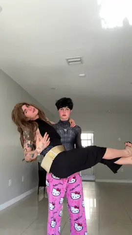A post by @moncluscarol on TikTok caption: 🧚🏻‍♀️🌈 @Carlos Alberto Fuentes 
