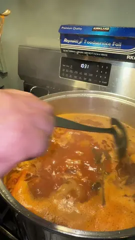 A post by @benjamin0467 on TikTok caption: Un menudo mexicano#hispanic #fyp #parati #fypage #viral #food #comida #menudo 