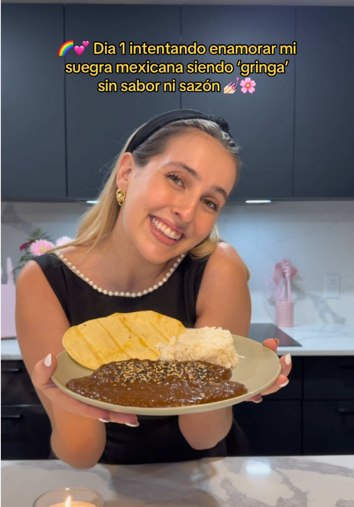 A post by @kimmigneault on TikTok caption: Mejor intentamos mañana  👁️👄👁️ #humor #mexico #comida #kimrixs  