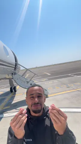 A post by @speedymorman on TikTok caption: first to hit the keith lee on the jet 😂😂 @Keith Lee 
