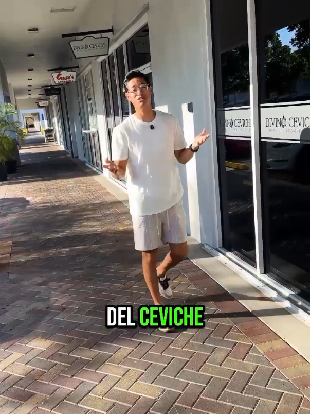 A post by @tonysuccar on TikTok caption: Hay ceviches… y hay experiencias. Aquí un plato para celebrar el mes del ceviche que tiene un poquito de todo: sabor, técnica y corazón 🐟❤️ Ceviche Experiencia: Tres ceviches distintos, con tres pescados diferentes. 💛 Corvina en ají amarillo 🍣 Tuna estilo Nikkei 🥑 Salmón apaltado Perfecto si amas el ceviche. Mejor aún si quieres descubrirlo de otra forma. Solo lo encuentras en: 📍 Doral 📍 Mimo 📍 Miami Springs 📍 Davie 🚨 Disponible TODO JUNIO en @Ceviches By Divino ®  @Ceviches With a Purpose @Divino Ceviche  📅 El 28 es el Día del Ceviche, pero aquí se celebra TODO el mes. Ven con hambre... y sal con felicidad!