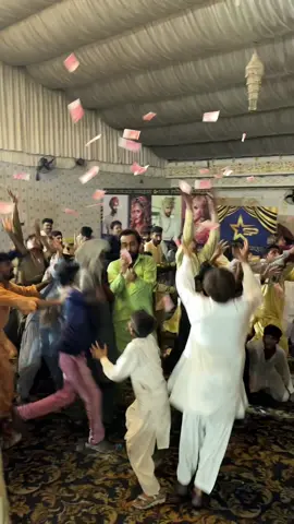 A post by @ on TikTok caption: 😂😂#phoollu #phoolllusquad 