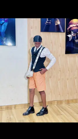 A post by @myriamsidibe004 on TikTok caption: #magiefondvert 