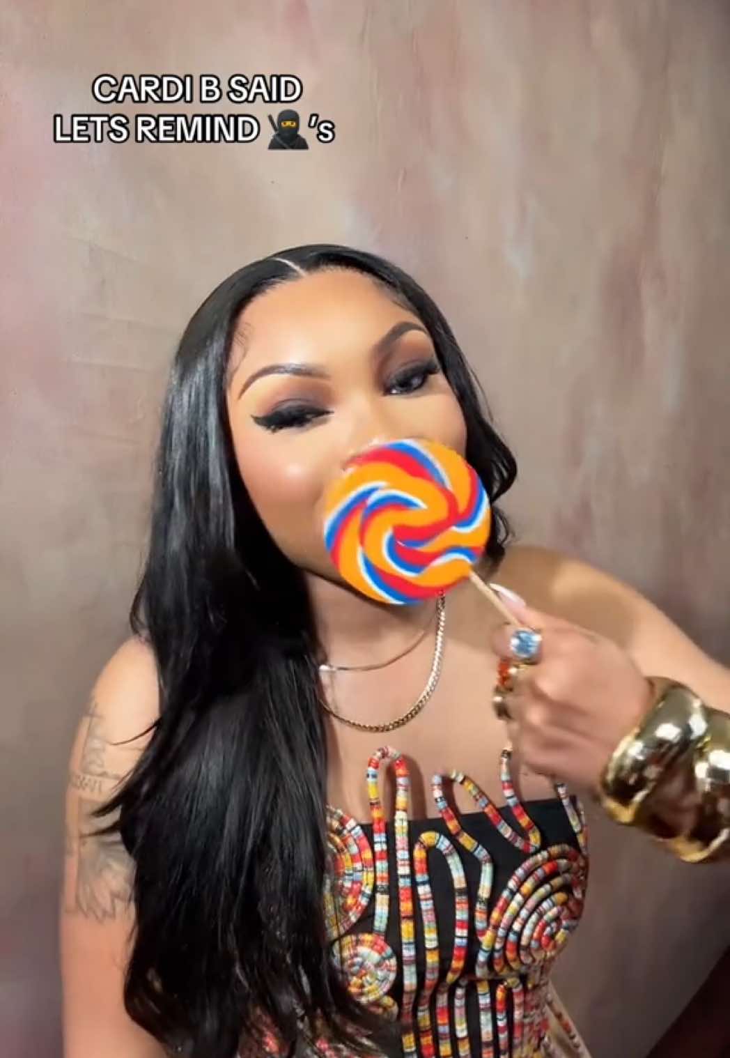 A post by @colormycoates on TikTok caption: I been cuffed up too long, let me REMIND ‘em 😏🤩 (PS: PRICESHOTIT) @Cardi B #fyp #foryou #bardigang #cardib #outside #viral #lgbt #wlw 