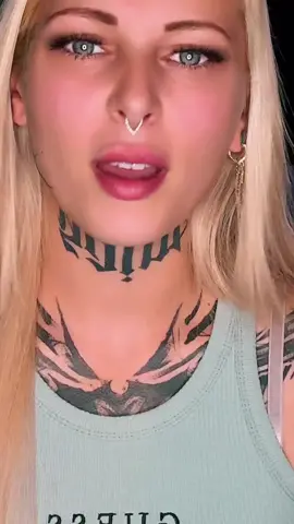 A post by @deso_latee on TikTok caption: Tja .. sehe dafür einfach zu gut aus . Keine Chance ;)  #howtogoviral #techno #addsong #fürdich #fürdeineseite #techtok #tiktok2025viral #deutschtiktok #checkthisout #virale #fyyyyyyyyyyyyyyyy 