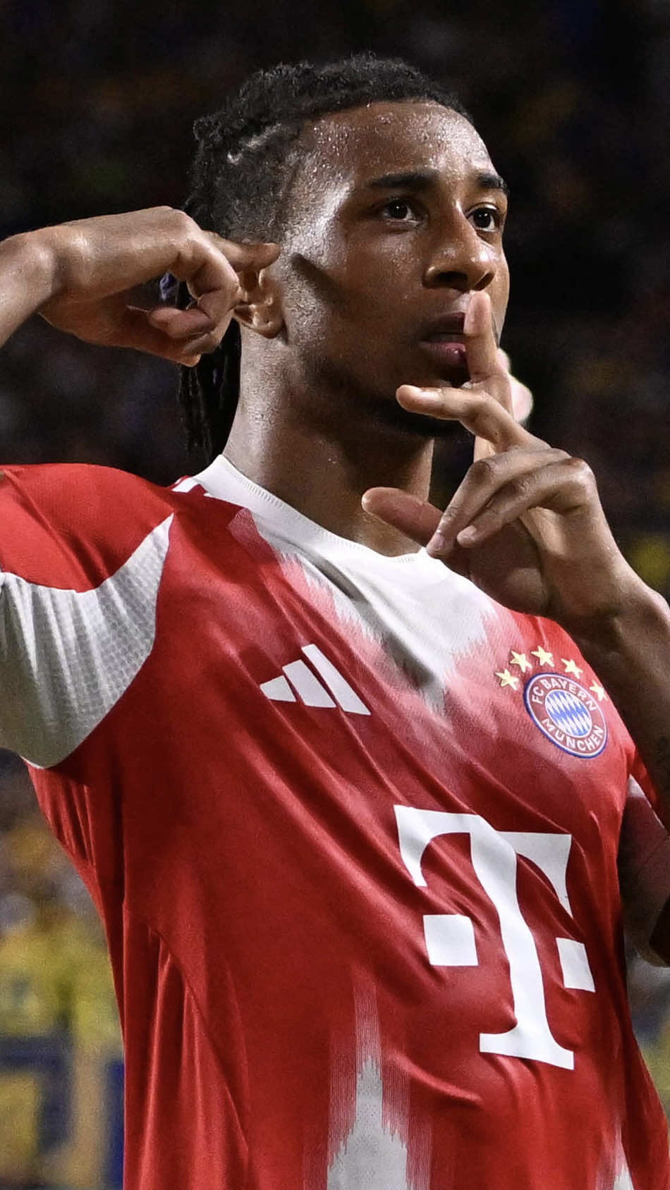 A post by @fcbayern on TikTok caption: Clutch 🥶 #Olise 📺 Watch all #FIFACWC Games live & free on DAZN! #FCBayern #FCBBOCA #MiaSanMia 