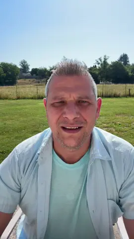 A post by @lvprvention on TikTok caption: 🌞 L’été est enfin là, mais attention aux dangers qui l’accompagnent ! 🚨 Dans cette vidéo, je vous partage un mémento spécial été pour anticiper les risques et profiter de la saison en toute sérénité. 😎 Conseils pratiques, astuces malines et bonnes vibes au rendez-vous ! ☀️ #Été2025 #ConseilsÉté #ProfiterSereinement 