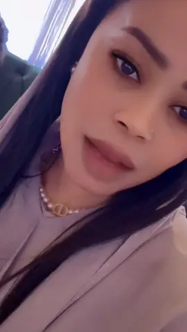 A post by @sara_dior76 on TikTok caption: #🇷🇴 #🥰🇷🇴🍯 #🇳🇬 #تشاد🇹🇩 #🇳🇬 #🇷🇴 ❤️❤️❤️❤️❤️‍🩹