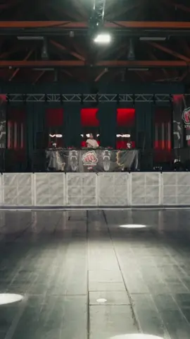 A post by @_komacasper_ on TikTok caption: Meine neue Single LOVE ME erscheint am 04.07 auf allen bekannten Plattformen 😍 ich habe sie mal für euch beim @lmfofficial festival getestet 😍🫶
